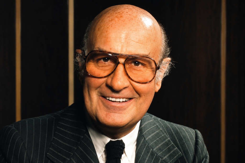 André Heiniger & Rolex Marketing Strategy | Why Rolex Stands Out