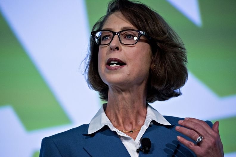 Abigail Johnson: The CEO Who Transformed Fidelity Investments into a Financial Powerhouse Abigail Johnson: CEO of Fidelity Investments | Leadership & Success